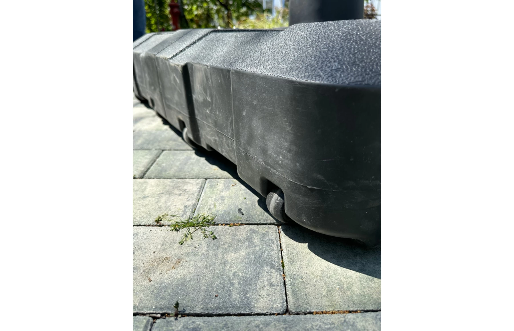 Umbrela de soare 3x3m pentru terasa si gradina, aluminiu, pliabila, culoare gri antracit, include suport de plastic